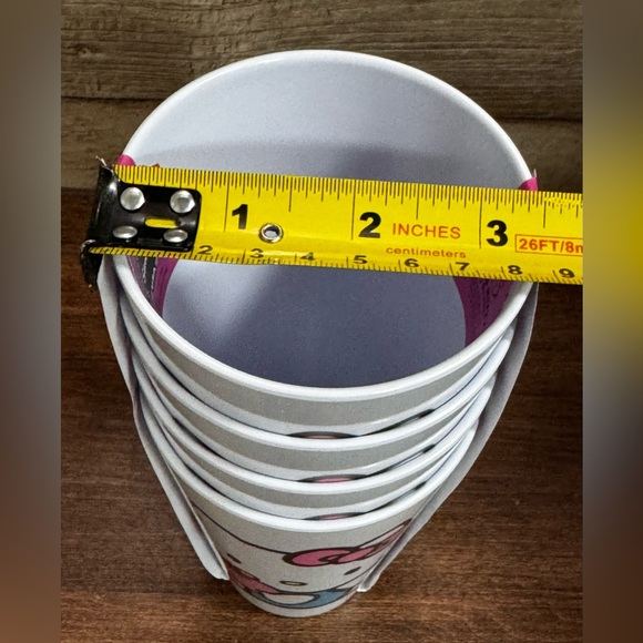 2024 Collection Hello Kitty & Apples 🍎 🎀 Set of 4 Melamine Cups - NEW - Picture 7 of 7